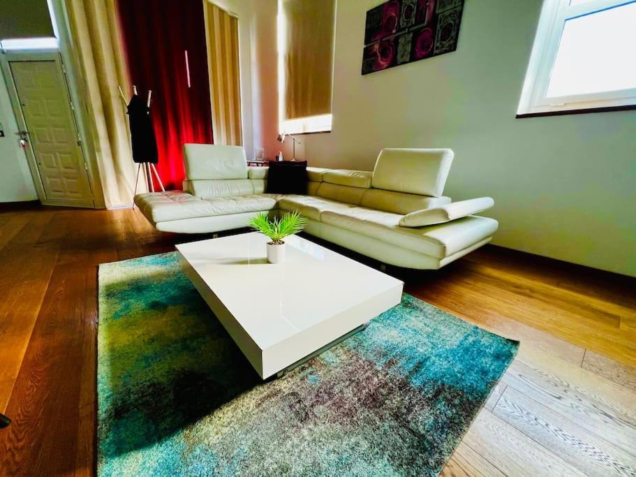 Moderno Loft Alle Porte Di Milano - 115Mq - 3 Posti 科马诺 外观 照片